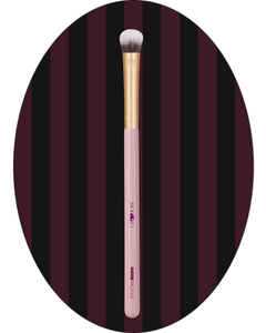 EMILY MO17s – Vegan Flat Eyeshadow Blending Brush