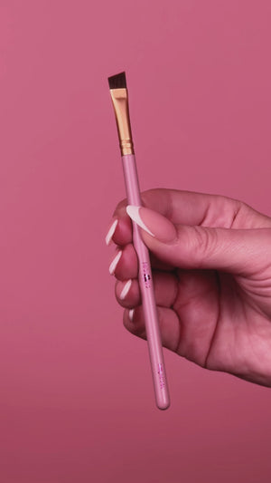 MILLY MO4s - Angled Liner Brush