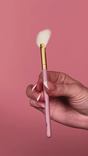 BABY MO24 -  Fan Brush