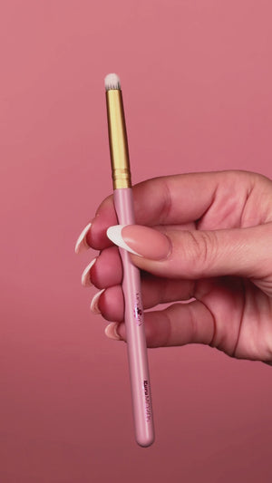 KYRA MO20s – Vegan Eye Pencil Brush