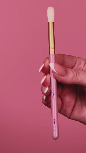 FRAN MO19 – Large Tapered Eyeshadow Brush